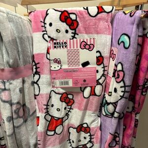 Hello kitty blanket